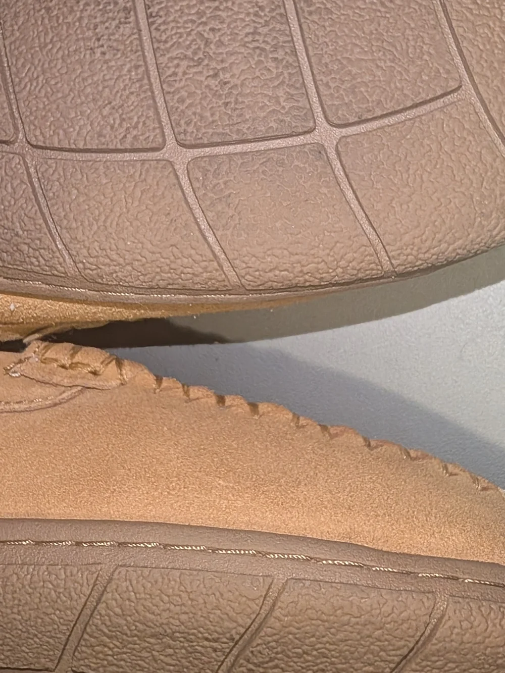 Lands' End Men's Tan Suede Faux Fur Moccasin Slippers Size US 13D UK 12 EU 47